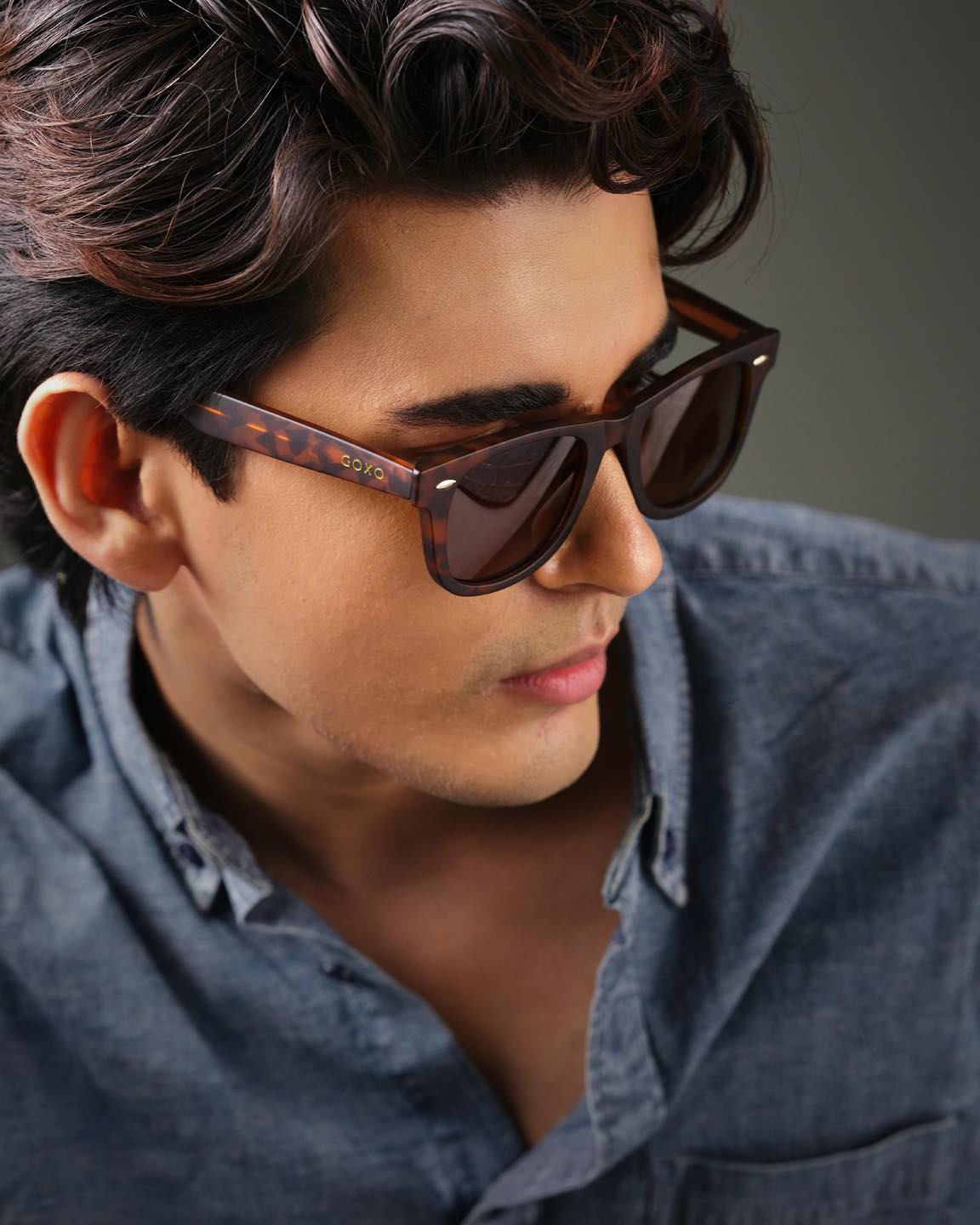 Refined Black Sunglass